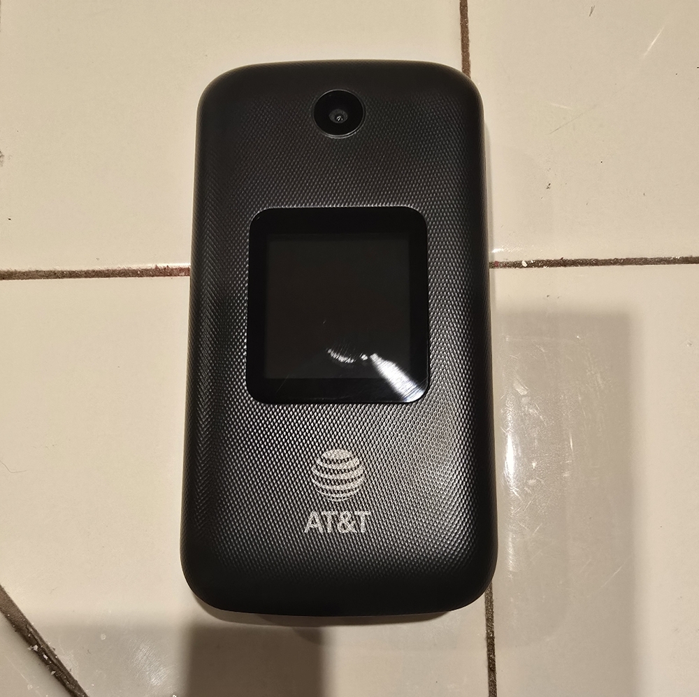 Brand new flip phone. Never used